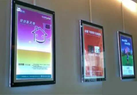 富川什么是超薄灯箱?